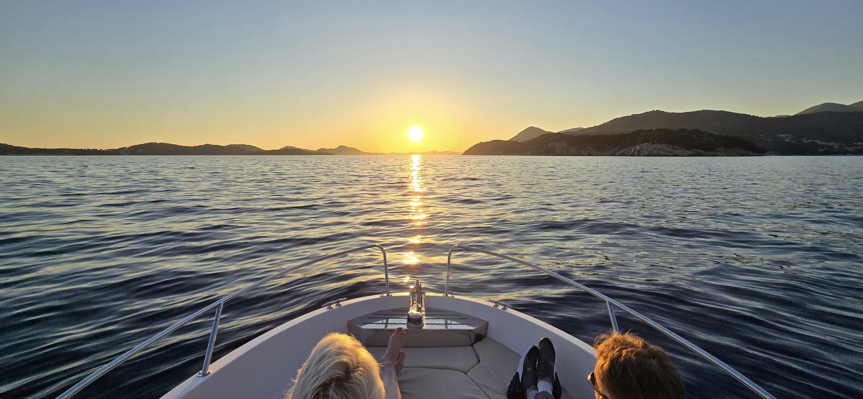 Sunset Special – €30 OFF Your Private Boat Tonight