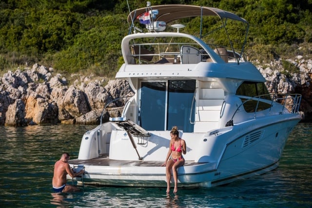Yacht Charter Dubrovnik: A Luxurious Adriatic Adventure