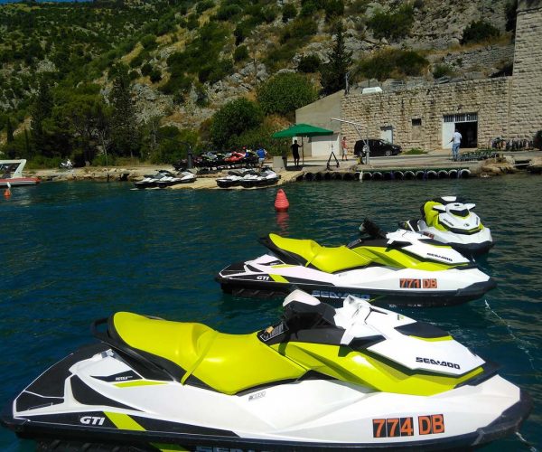 Jet Ski Adventures in Dubrovnik: Thrills and Spills Await