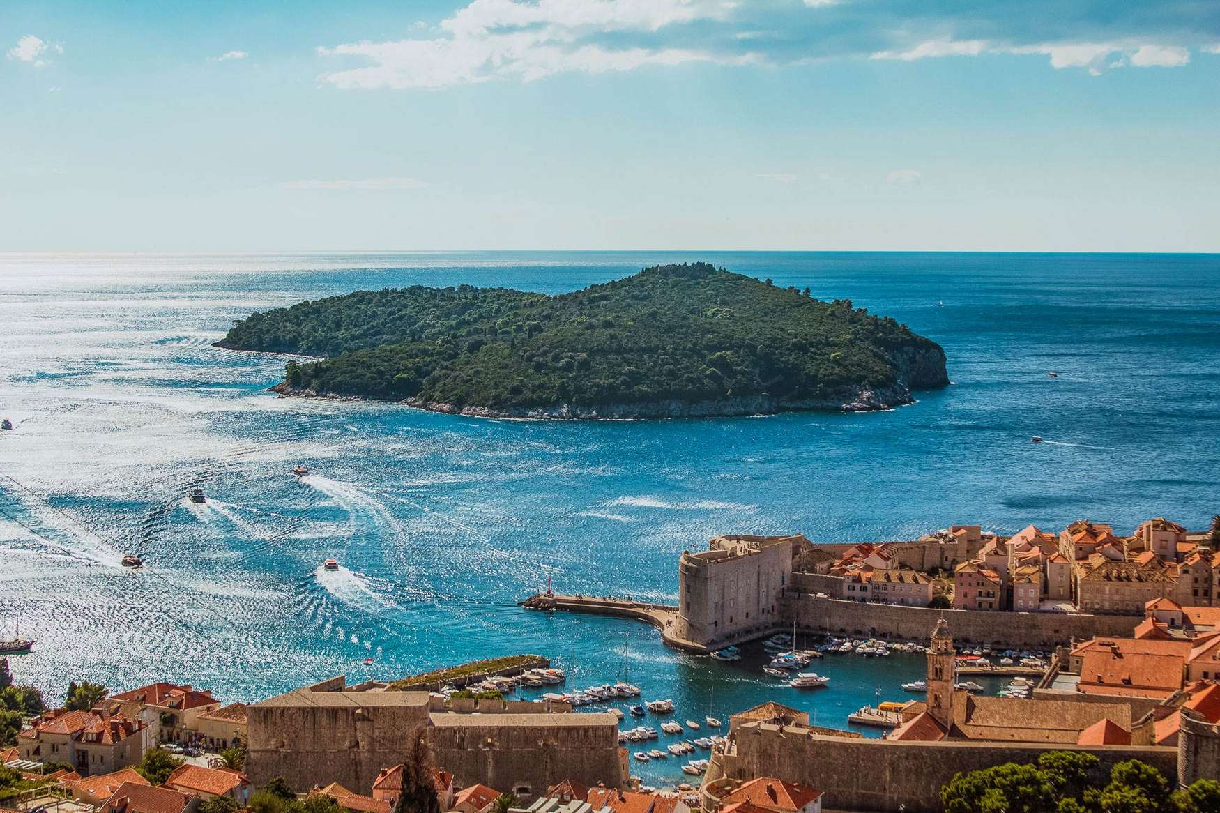 Are Dubrovnik Island Tours Safe for Families and Groups?
