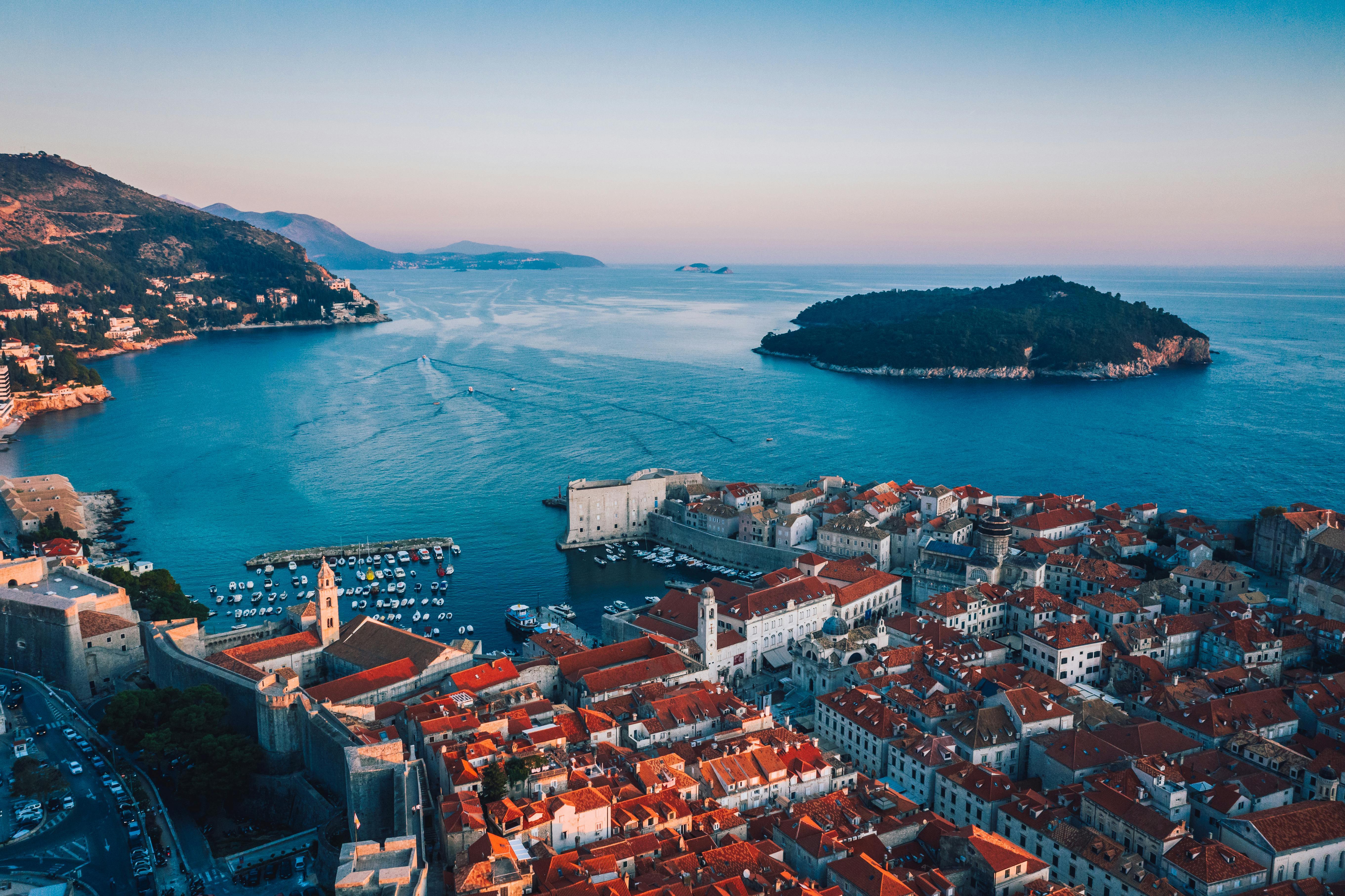 What Makes Dubrovnik Boat Rentals the Top Choice in Croatia?
